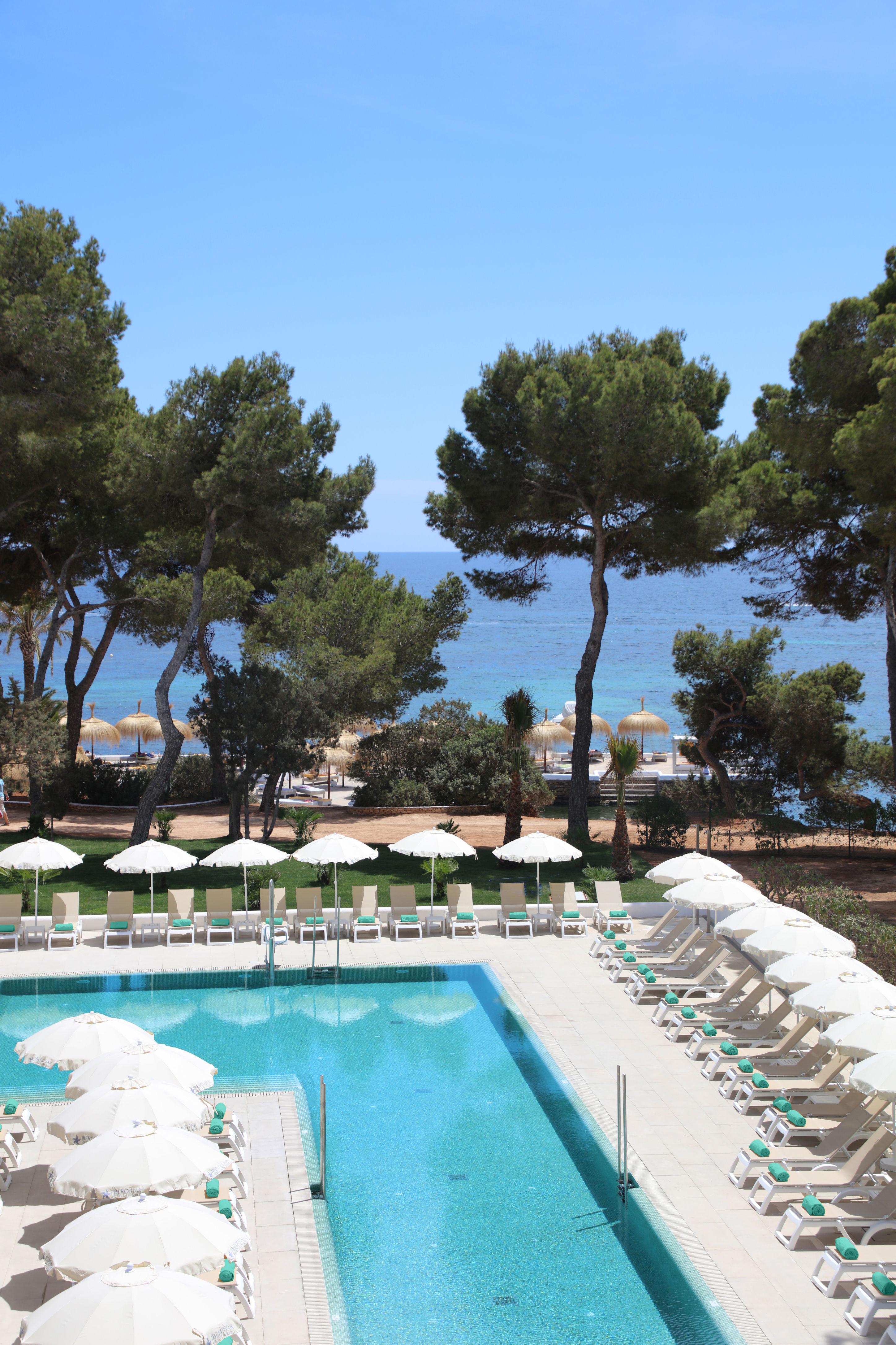 Hotel Iberostar Selection Santa Eulalia Adults-Only Ibiza Santa Eularia des Riu Esterno foto