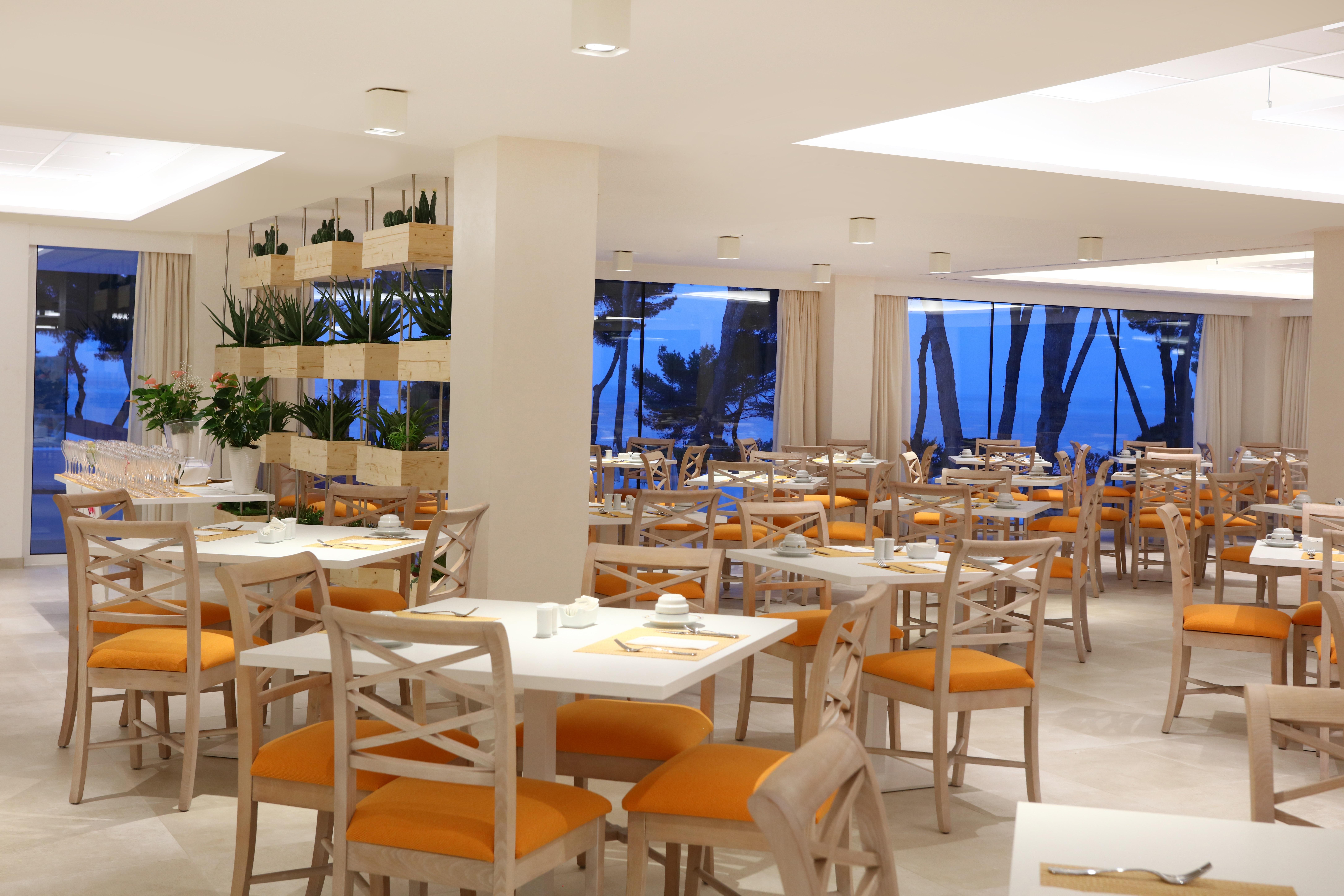 Hotel Iberostar Selection Santa Eulalia Adults-Only Ibiza Santa Eularia des Riu Esterno foto