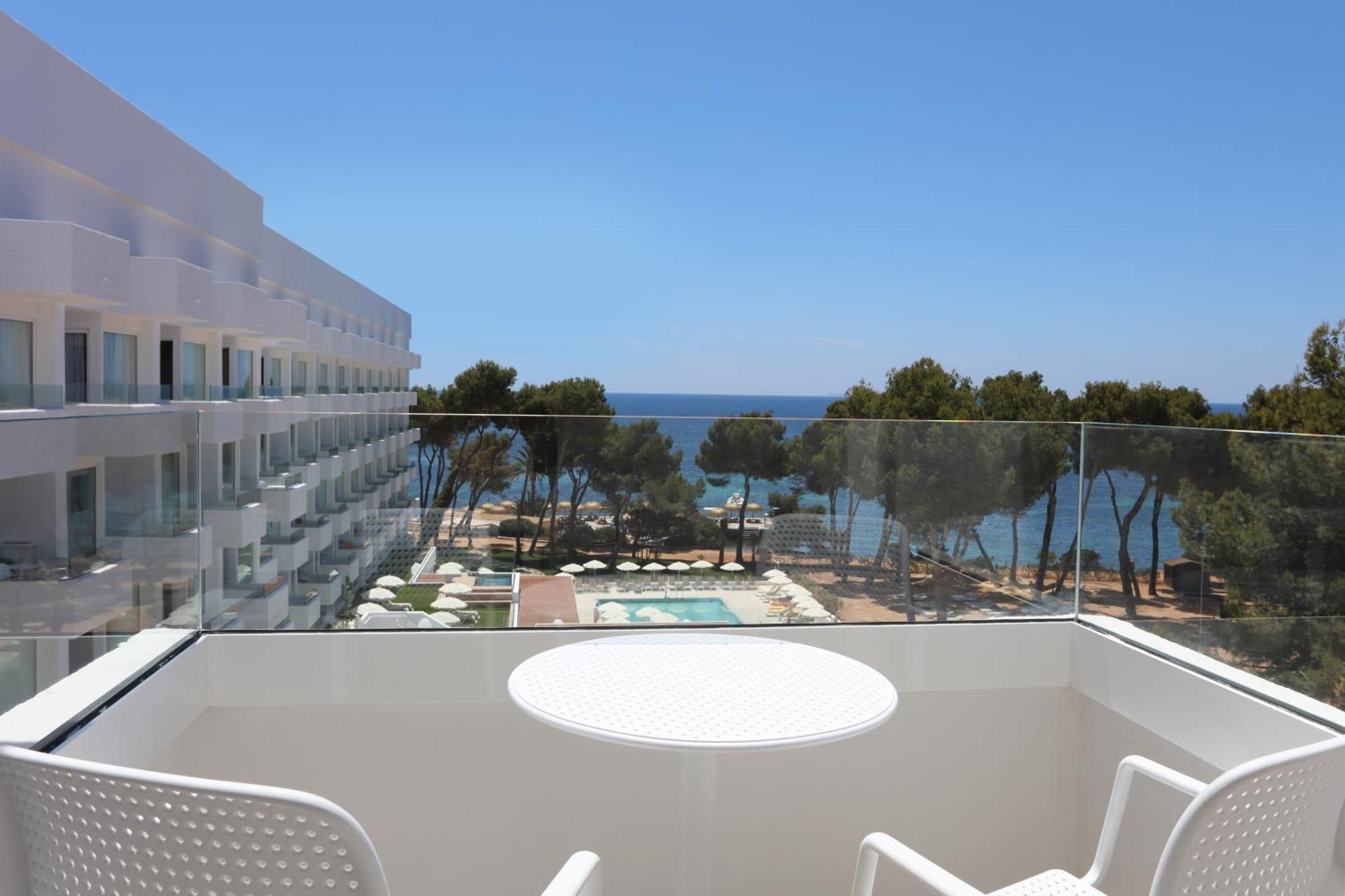 Hotel Iberostar Selection Santa Eulalia Adults-Only Ibiza Santa Eularia des Riu Esterno foto