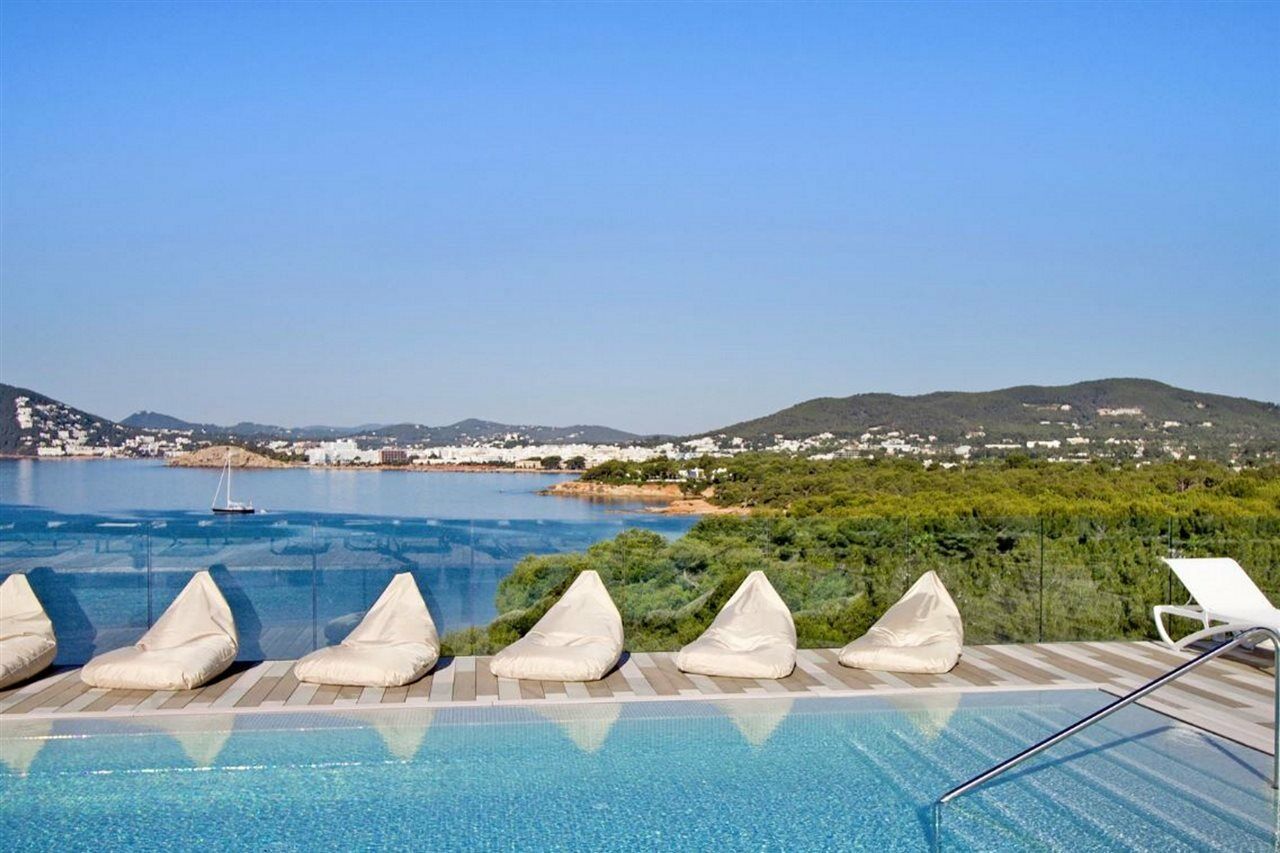Hotel Iberostar Selection Santa Eulalia Adults-Only Ibiza Santa Eularia des Riu Esterno foto